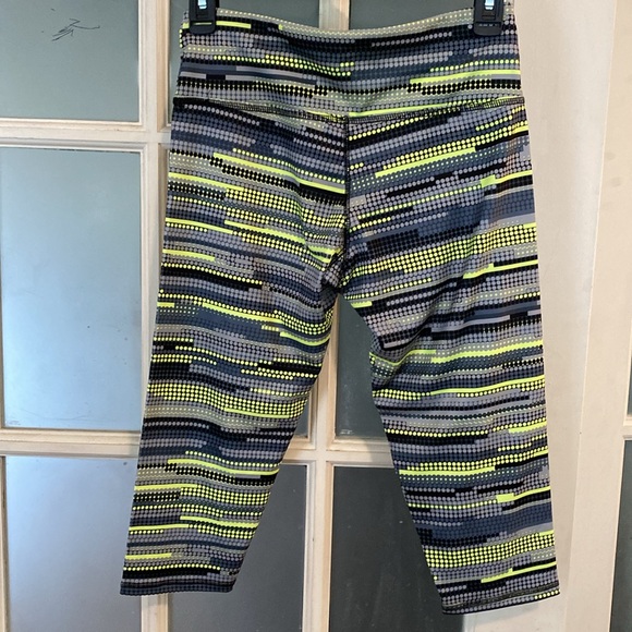 RBX Cropped Legging Size Small - Picture 2 of 5